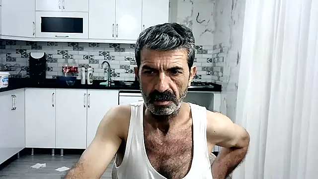 Snapshot of kobra21turki chatting on 06-11-26, 08:28 kobra21turki online show from 06-11-26, 08:28