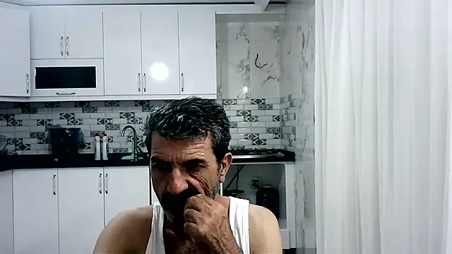 Snapshot of kobra21turki chatting on 06-07-26, 08:25 kobra21turki online show from 06-07-26, 08:25