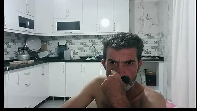 Snapshot of kobra21turki chatting on 07-18-26, 10:18 kobra21turki online show from 07-18-26, 10:18