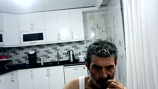 Snapshot of kobra21turki chatting on 06-19-26, 06:25 kobra21turki online show from 06-19-26, 06:25