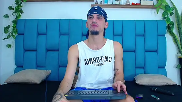 boy Dirty X online show from 01-06-26, 08:35