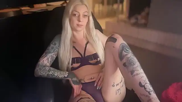 Melina Diamond online show from 01-16-26, 10:25