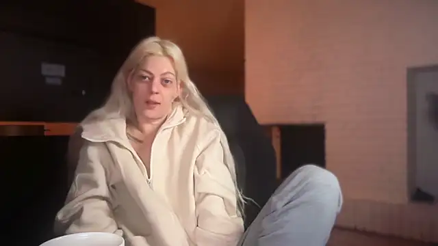 Melina Diamond online show from 01-13-26, 04:38