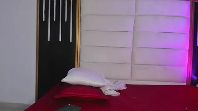 JuliMonroe19 online show from 03-04-26, 01:08