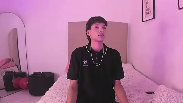 Snapshot of im_ralff chatting on 02-11-26, 08:20 im ralff online show from 02-11-26, 08:20