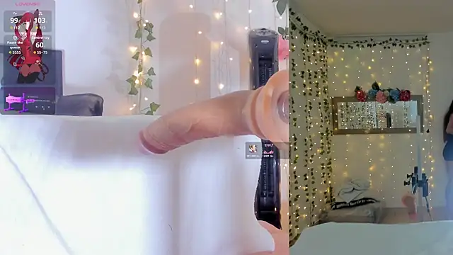 Sweet  Little   online show from 01-12-26, 01:23