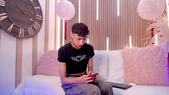 Owen JP online show from 01-10-26, 01:28