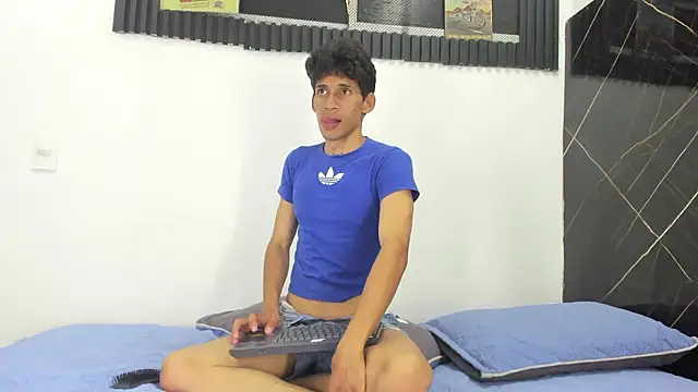 Emer santos online show from 03-28-26, 07:37