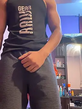 hot gym b0y online show from 12-19-25, 07:38