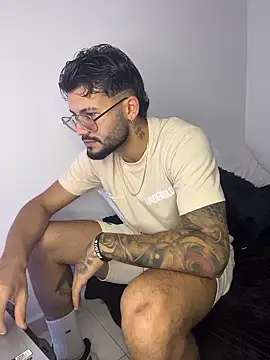 thedragonboyxxx online show from 01-05-26, 11:52