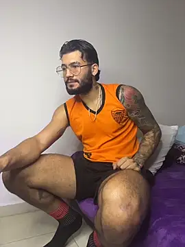 thedragonboyxxx online show from 02-08-26, 04:43