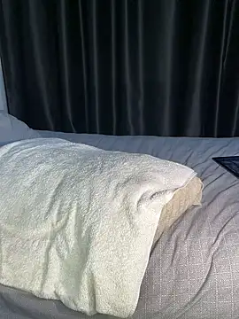 Snapshot of LiaCuti chatting on 02-28-26, 10:04 LiaCuti online show from 02-28-26, 10:04