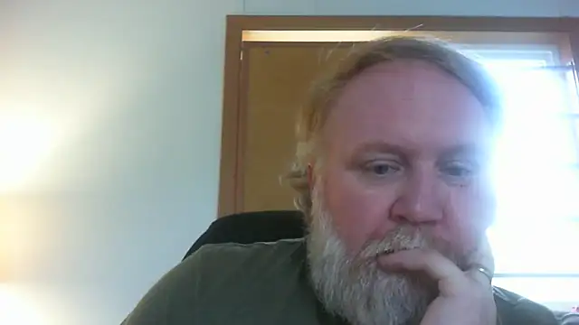 Ginger Daddy online show from 12-17-25, 06:46