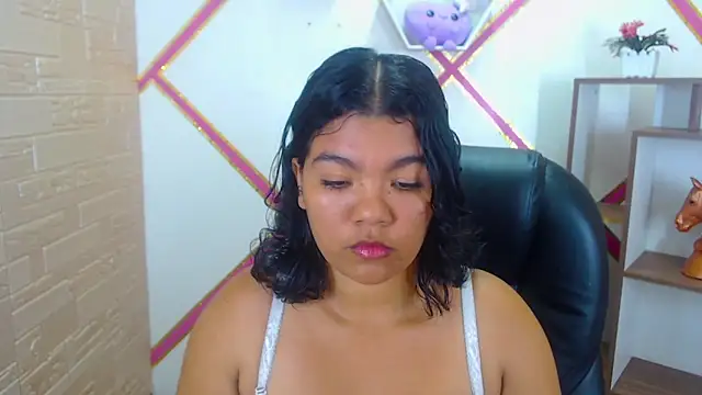 Snapshot of Heidy_Colins chatting on 03-01-26, 01:38 Heidy Colins online show from 03-01-26, 01:38