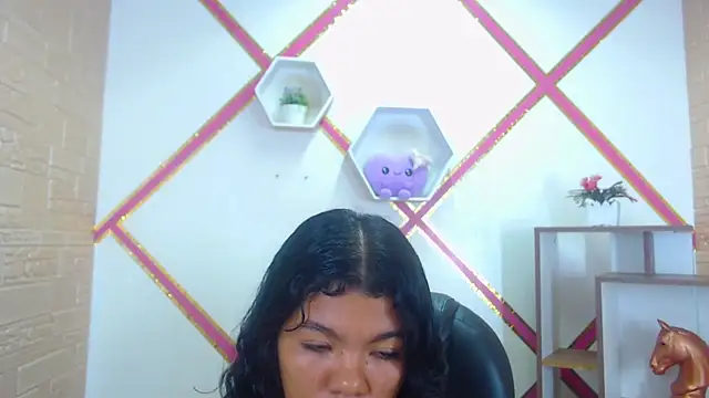 Snapshot of Heidy_Colins chatting on 02-16-26, 01:48 Heidy Colins online show from 02-16-26, 01:48