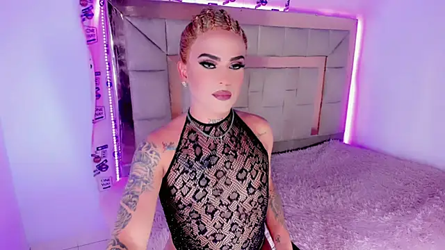 Snapshot of miludollts chatting on 02-06-26, 02:07 miludollts online show from 02-06-26, 02:07