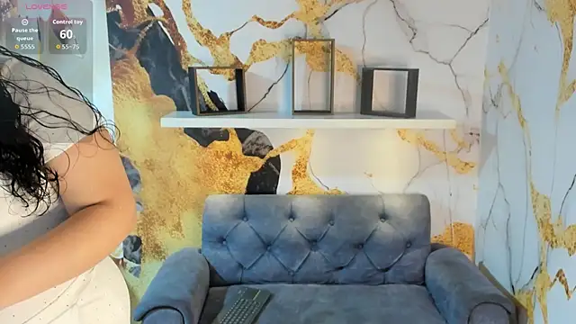 Snapshot of Blair_BigTits chatting on 01-13-26, 04:05 Blair BigTits online show from 01-13-26, 04:05