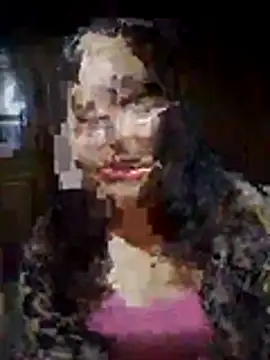 Snapshot of Belinda-686 chatting on 12-21-25, 02:30 Belinda-686 online show from 12-21-25, 02:30