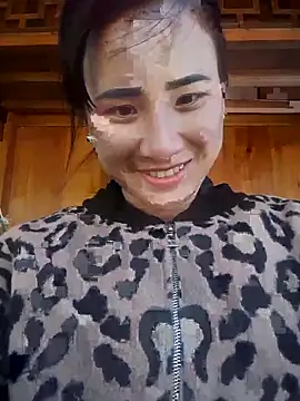 Snapshot of Belinda-686 chatting on 12-19-25, 03:21 Belinda-686 online show from 12-19-25, 03:21