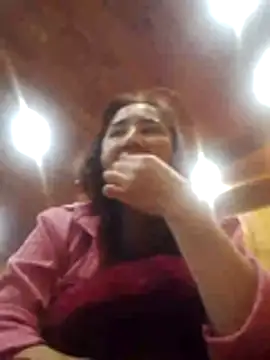 Snapshot of Belinda-686 chatting on 12-17-25, 01:05 Belinda-686 online show from 12-17-25, 01:05