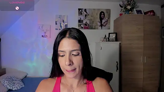 Snapshot of VEROSlen- chatting on 06-25-26, 03:48 VEROSlen- online show from 06-25-26, 03:48