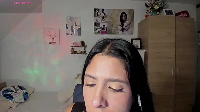 Snapshot of VEROSlen- chatting on 06-28-26, 03:35 VEROSlen- online show from 06-28-26, 03:35