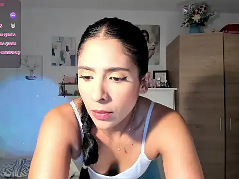 Snapshot of VEROSlen- chatting on 12-17-25, 07:30 VEROSlen- online show from 12-17-25, 07:30