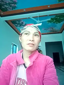 Girl cutee online show from 12-21-25, 07:43