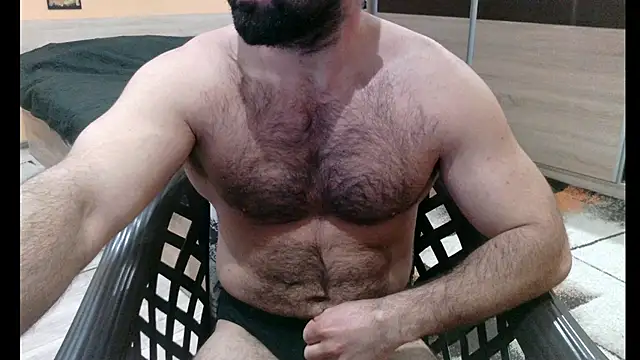 Snapshot of alieninhumanbody1 chatting on 01-15-26, 12:52 alieninhumanbody1 online show from 01-15-26, 12:52