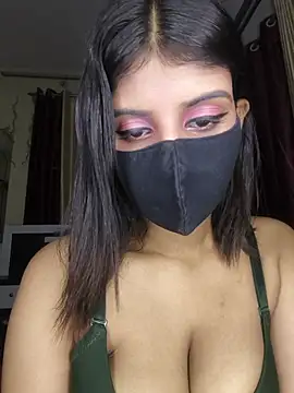 Snapshot of Zaayaa_2 chatting on 05-16-26, 06:51 Zaayaa 2 online show from 05-16-26, 06:51