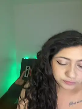 Amyy 1 online show from 05-26-26, 06:39