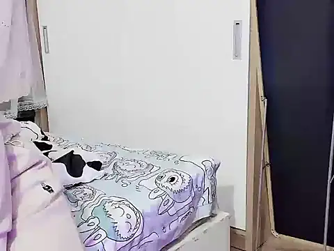 Snapshot of Sophia69-sweet chatting on 02-09-26, 04:27 Sophia69-sweet online show from 02-09-26, 04:27