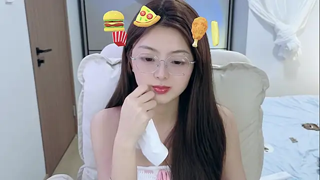 Koikoi    online show from 03-22-26, 05:32