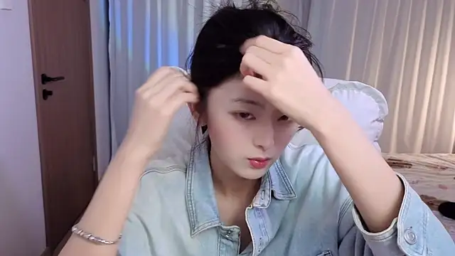 Snapshot of Koikoi___ chatting on 02-27-26, 04:12 Koikoi online show from 02-27-26, 04:12