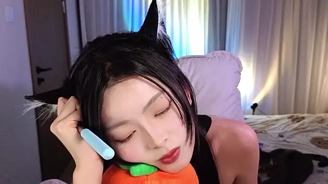 Snapshot of Koikoi___ chatting on 02-12-26, 04:07 Koikoi online show from 02-12-26, 04:07