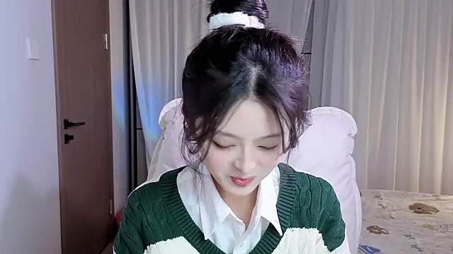 Snapshot of Koikoi___ chatting on 02-06-26, 03:46 Koikoi online show from 02-06-26, 03:46