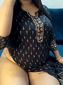 Snapshot of SSiya- chatting on 07-15-26, 07:43 SSiya- online show from 07-15-26, 07:43