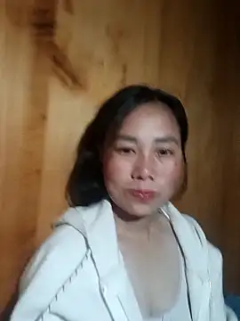 Chloe-ee online show from 12-20-25, 10:23