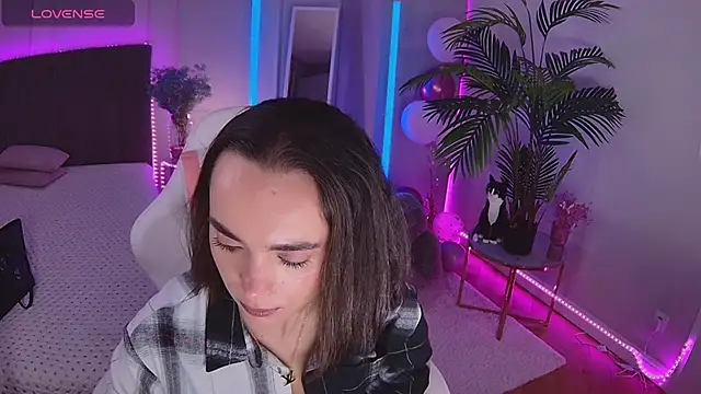 Dayana Foxy online show from 12-16-25, 11:47