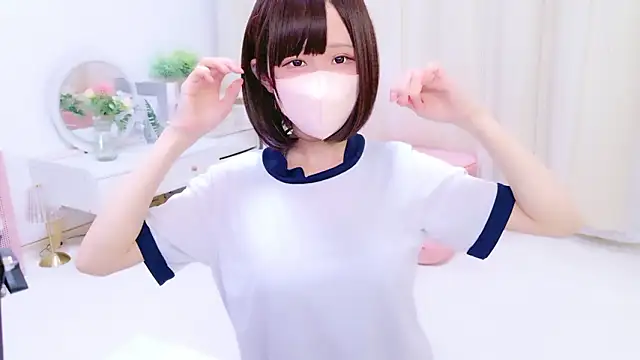 Snapshot of Nazuna_727 chatting on 02-22-26, 04:15 Nazuna 727 online show from 02-22-26, 04:15