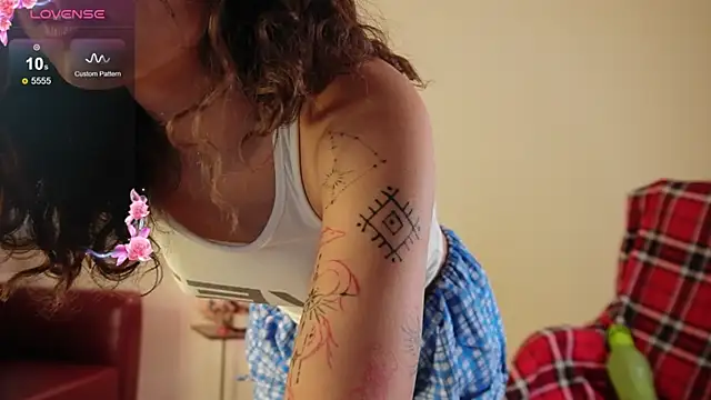 prancing girl online show from 04-16-26, 03:07