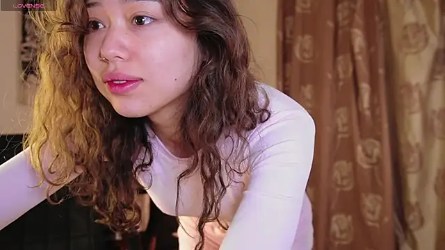 prancing girl online show from 05-24-26, 01:27
