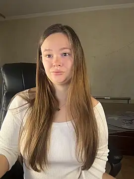 CaramelleSugarr online show from 12-17-25, 07:24