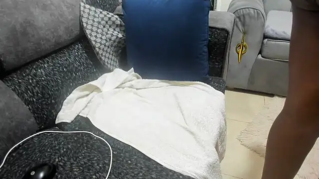 Tshanduk online show from 04-12-26, 08:39