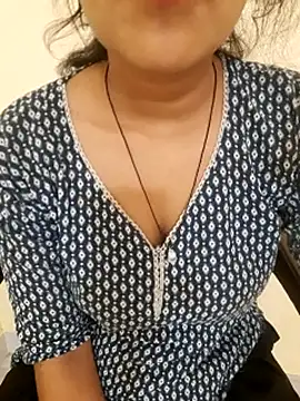 Geeta rani79 online show from 04-21-26, 02:51