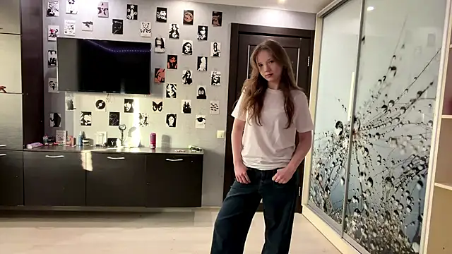 Princessofcashe online show from 04-15-26, 03:16