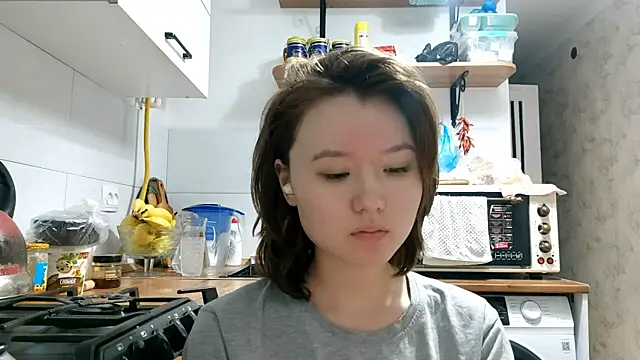 Snapshot of VelmaMaasch chatting on 02-09-26, 01:20 VelmaMaasch online show from 02-09-26, 01:20