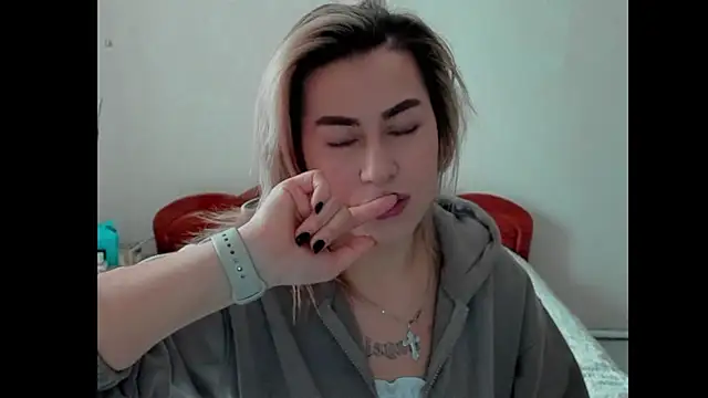 Roxi Joy online show from 01-08-26, 10:54