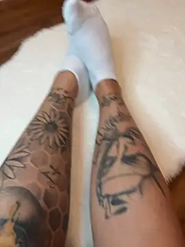 Snapshot of Klarry69 chatting on 04-09-26, 08:26 Klarry69 online show from 04-09-26, 08:26