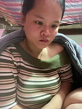 Thanhhuyen001 online show from 12-20-25, 04:59